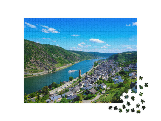 puzzle 1000 dílků „Pohled na Oberwesel na Rýně z ptačí perspektivy“