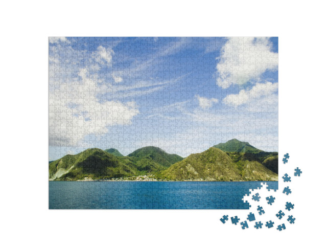 puzzle 1000 dílků „Zelený ostrov Dominika, Karibské moře“