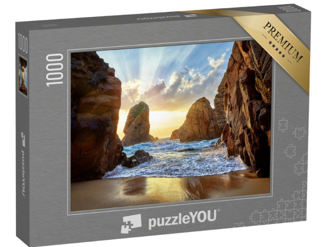 puzzle 1000 dílků „Písečná pláž mezi skalami večer, Cape Roca, Portugalsko“