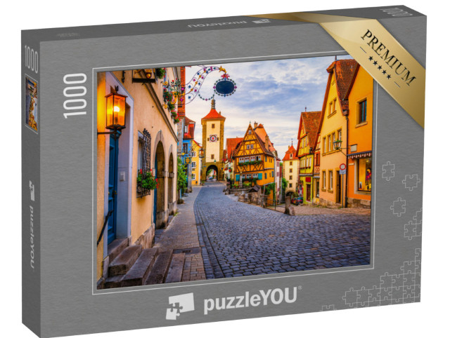 puzzle 1000 dílků „Ranní pohled na Untere Schmiedgasse v Rothenburgu ob der Tauber, Bavorsko“