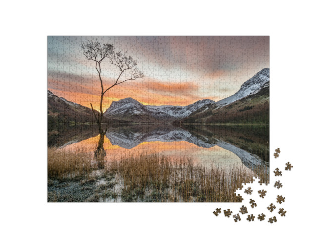 puzzle 1000 dílků „Atmosférické horské panorama s východem slunce, Lake District, Velká Británie“