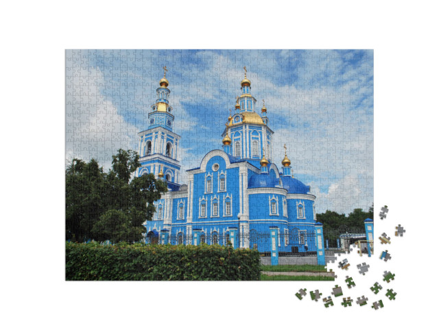 puzzle 1000 dílků „Katedrála Nanebevzetí Spasitele v Uljanovsku, Rusko“