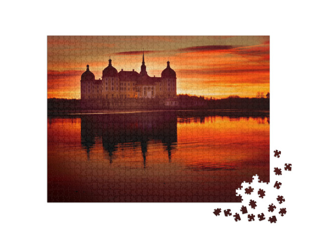 puzzle 1000 dílků „Zámek Moritzburg při východu slunce v zimě“
