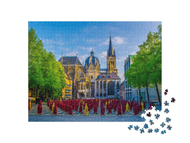 puzzle 1000 dílků „Můj Karl: Výstava v Cáchách před katedrálou“