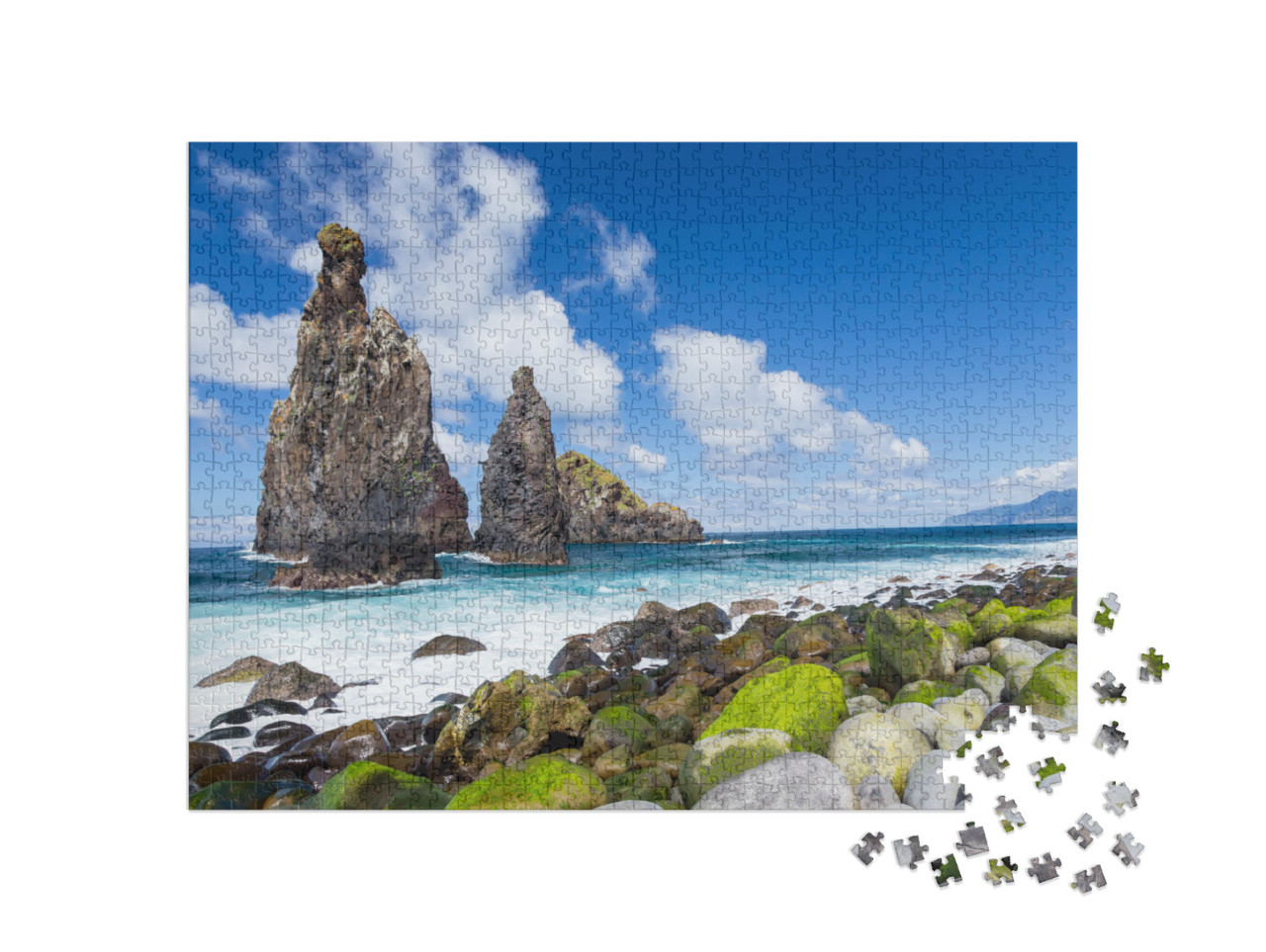 puzzle 1000 dílků „Skalnaté pobřeží s ostrůvkem Riberira da Janela, Madeira, Portugalsko“