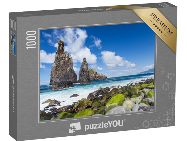 puzzle 1000 dílků „Skalnaté pobřeží s ostrůvkem Riberira da Janela, Madeira, Portugalsko“