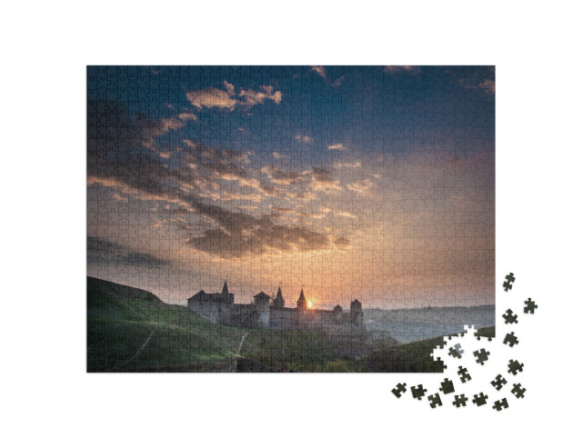 puzzle 1000 dílků „Pevnost Kamianets-Podilskyi, Ukrajina“