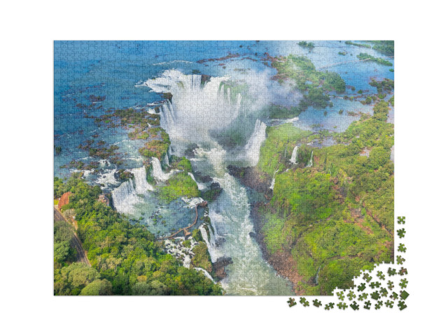 puzzle 2000 dílků „Vodopády Iguazu: přírodní zázrak z Brazílie“
