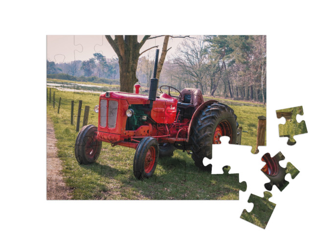 puzzle 48 dílků „Červený historický traktor v Drenthe u Havelte“