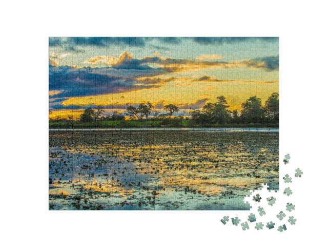 puzzle 1000 dílků „Barevný západ slunce nad Pantanalem, Brazílie“