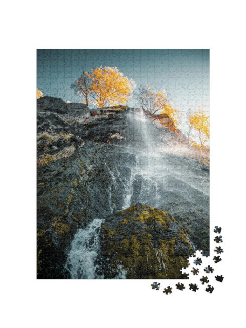 puzzle 1000 dílků „Krásný vodopád v pohoří Harz, Německo“