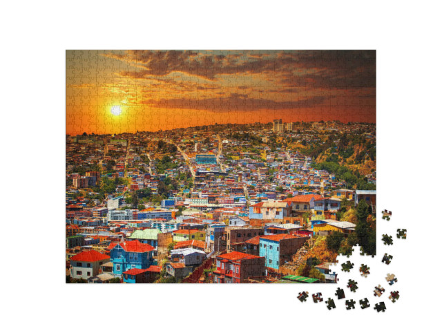 puzzle 1000 dílků „Barevné budovy na kopcích města Valparaiso, Chile“