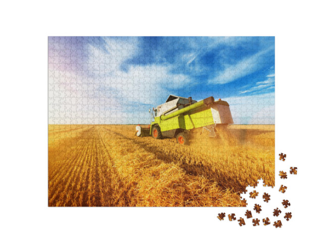 puzzle 1000 dílků „Sklizeň kombajnem na zlatém pšeničném poli“
