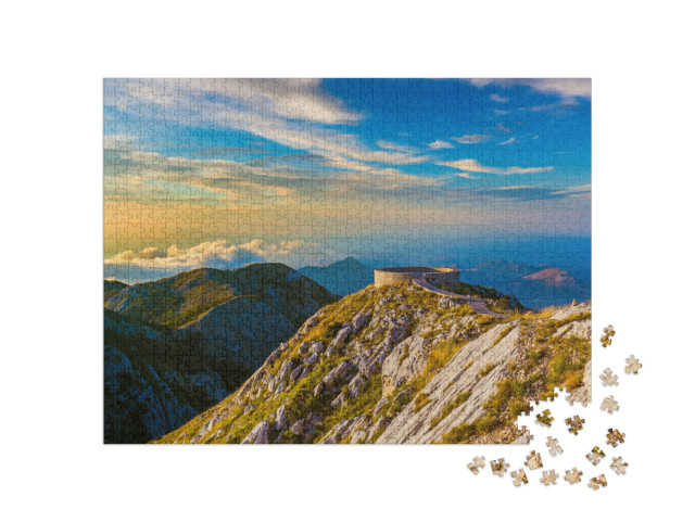 puzzle 1000 dílků „Národní park Lovčen v Černé Hoře při západu slunce“