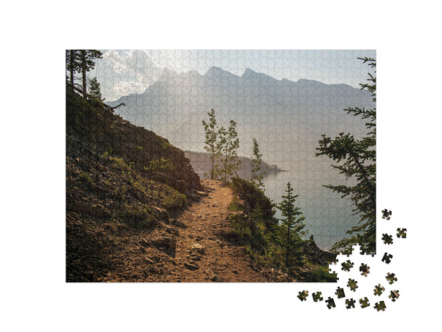 puzzle 1000 dílků „Turistická stezka u jezera“