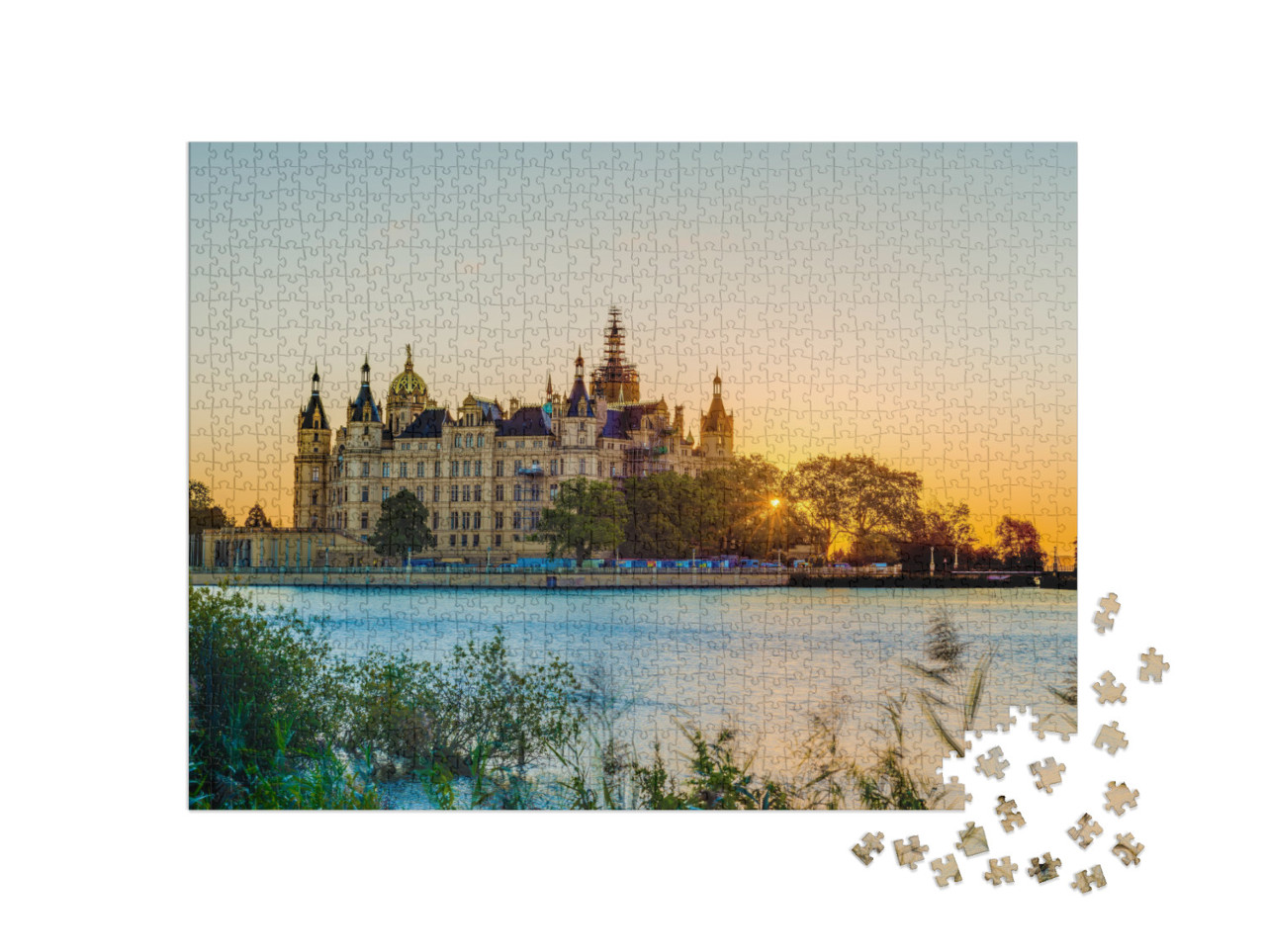 puzzle 1000 dílků „Západ slunce nad zámkem Schwerin“