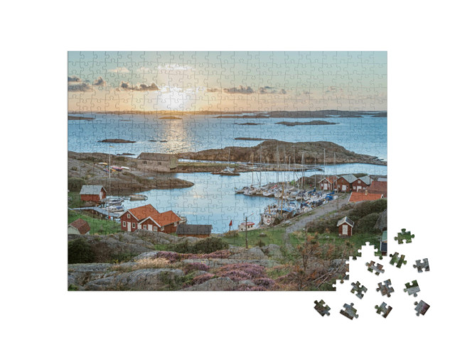 puzzle 500 dílků „Rybářský přístav švédského souostroví, ostrov Ramsoe, Švédsko“