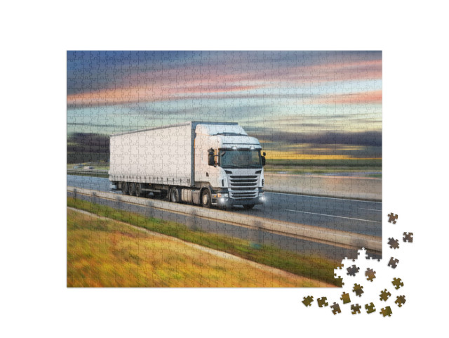 puzzle 1000 dílků „Nákladní automobil na dálnici“