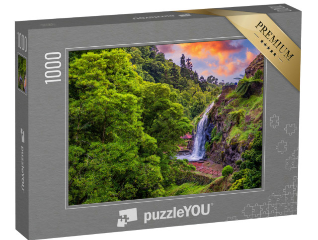 puzzle 1000 dílků „Vodopád v přírodním parku Ribeira Dos Caldeiroes, Azory, Portugalsko“