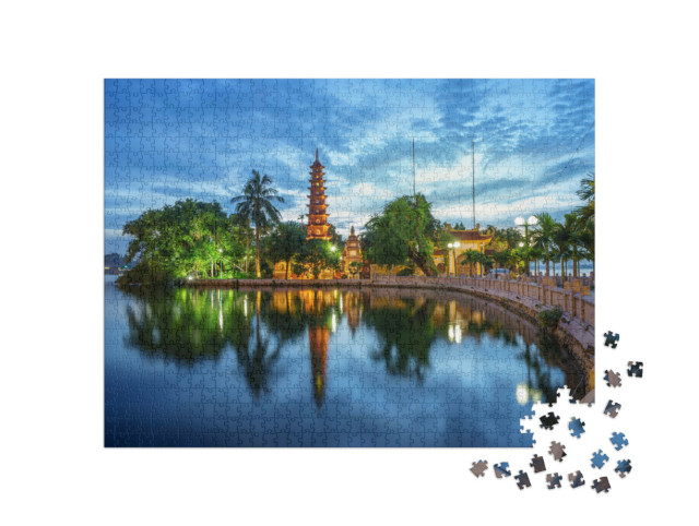 puzzle 1000 dílků „Panoramatický pohled na chrám Tran Quoc Pagoda v Hanoji, Vietnam“