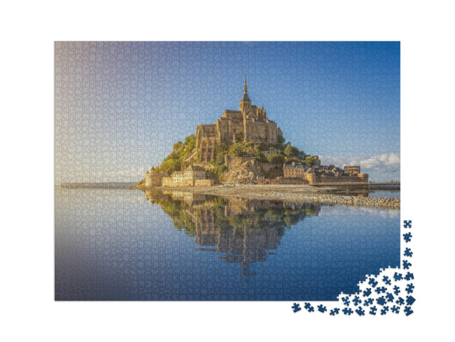puzzle 2000 dílků „Přílivový ostrov Le Mont Saint-Michel večer, Normandie, Francie“
