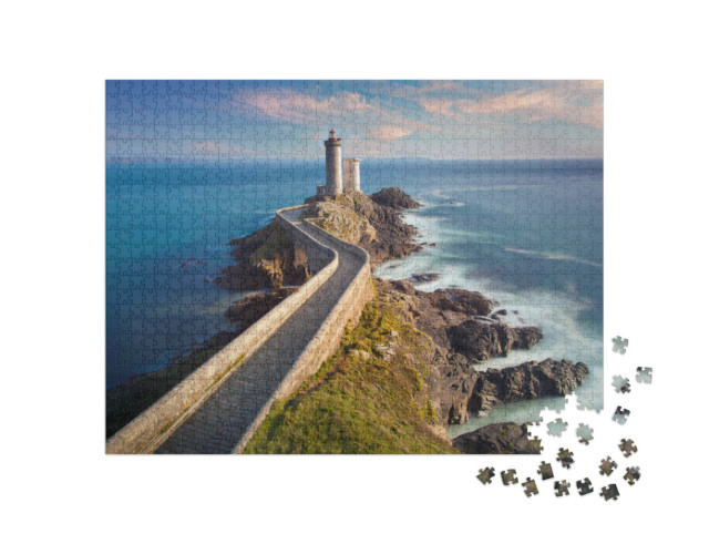 puzzle 1000 dílků „Maják Petit Minou při západu slunce, Brest, Francie“