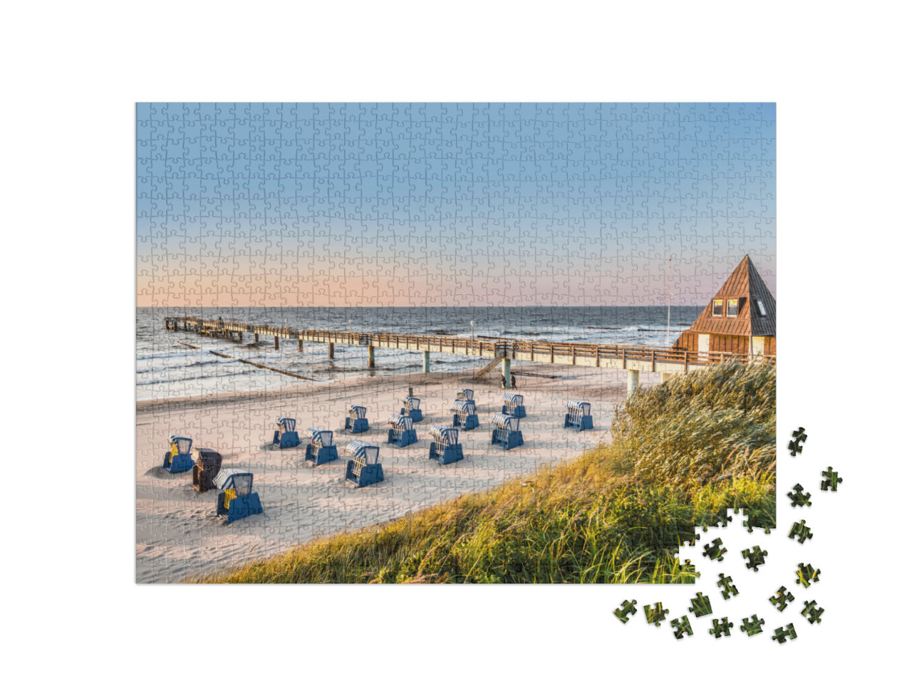 puzzle 1000 dílků „Lehátka na pláži: Fotografie z časného rána u Baltského moře“