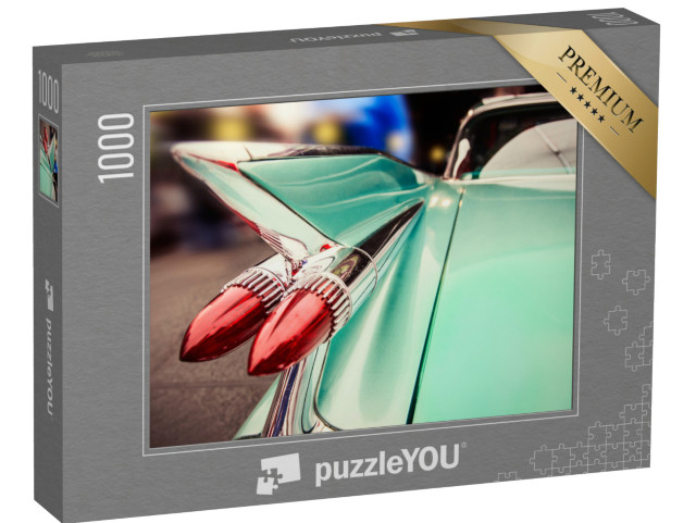 puzzle 1000 dílků „Zadní osvětlení luxusního retro vozu v Las Vegas“