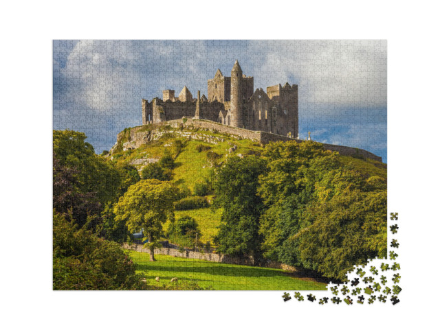 puzzle 2000 dílků „Cashelská skála v nádherném světle, Tipperary, Irsko“