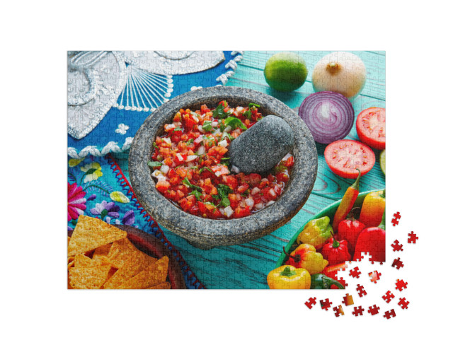 puzzle 1000 dílků „Mexická omáčka Pico de gallo s rajčaty, koriandrem a cibulí“