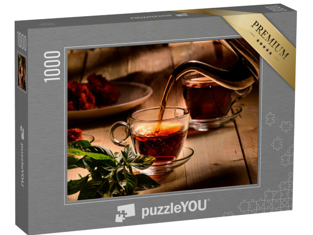 puzzle 1000 dílků „Horký černý čaj v páře v šálku na rustikálním pozadí...“