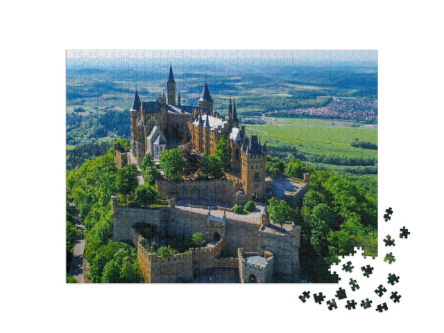 puzzle 1000 dílků „Letecký pohled na slavný zámek Hohenzollern, Německo“