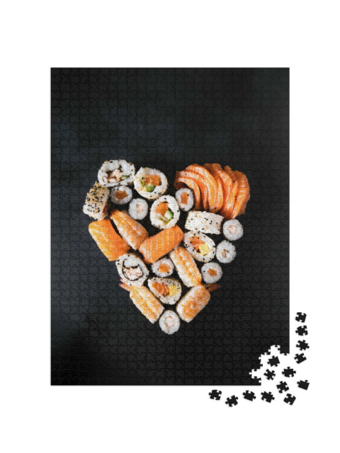 puzzle 1000 dílků „Sushi rolky podávané ve tvaru srdce“