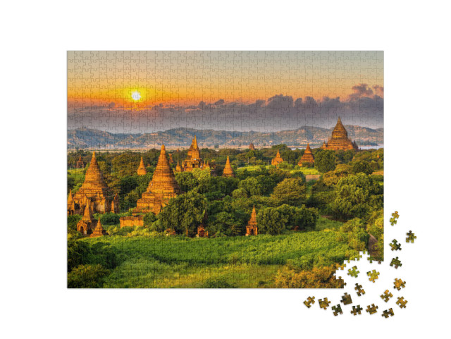 puzzle 1000 dílků „Jasně osvětlené starobylé chrámy , Myanmar“