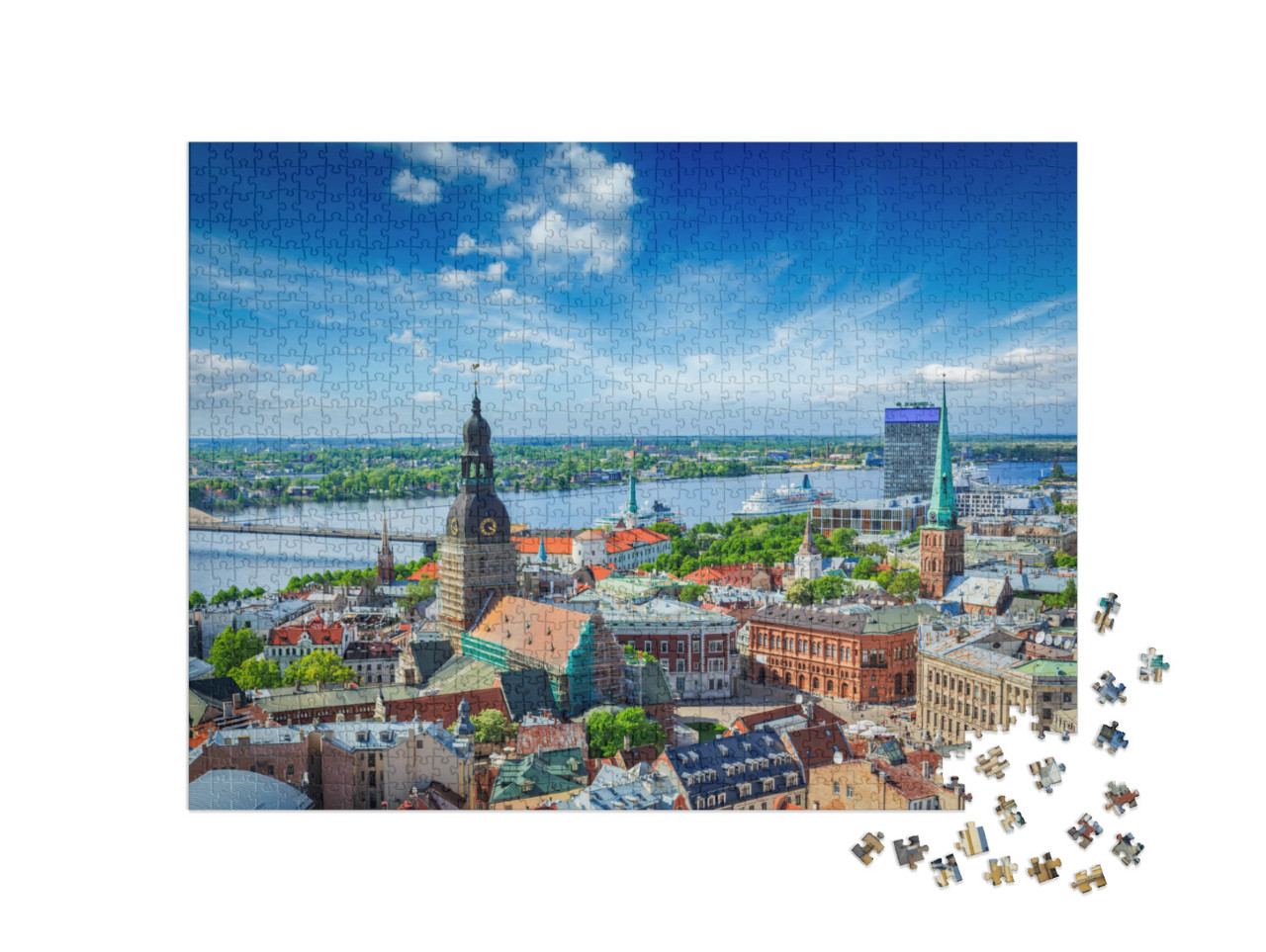 puzzle 1000 dílků „Letecký pohled na centrum Rigy z kostela svatého Petra, Riga, Lotyšsko“